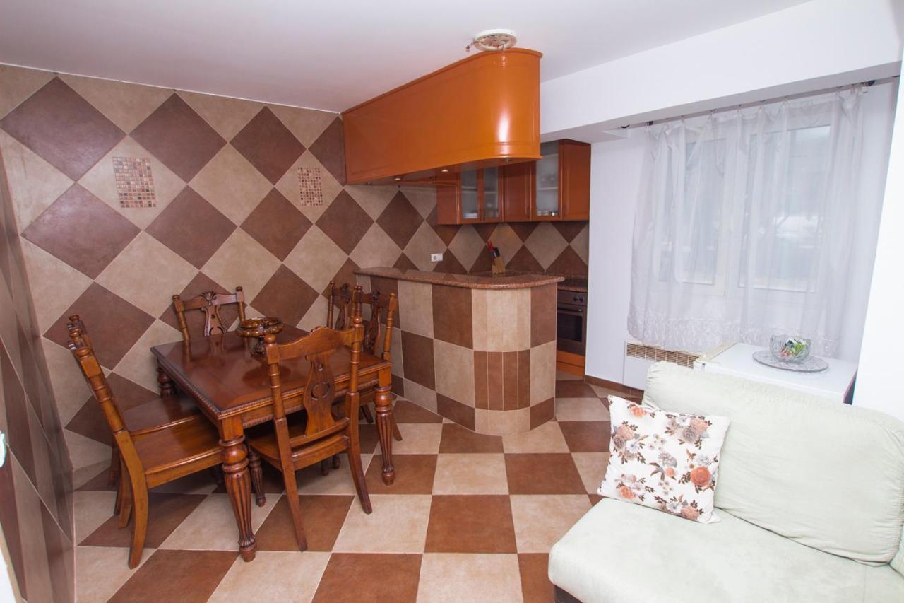 Lea Apartment بار المظهر الخارجي الصورة