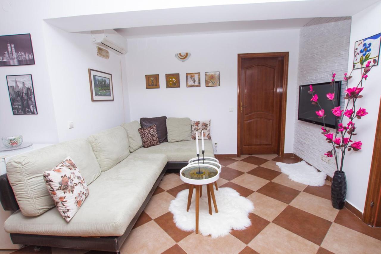 Lea Apartment بار المظهر الخارجي الصورة