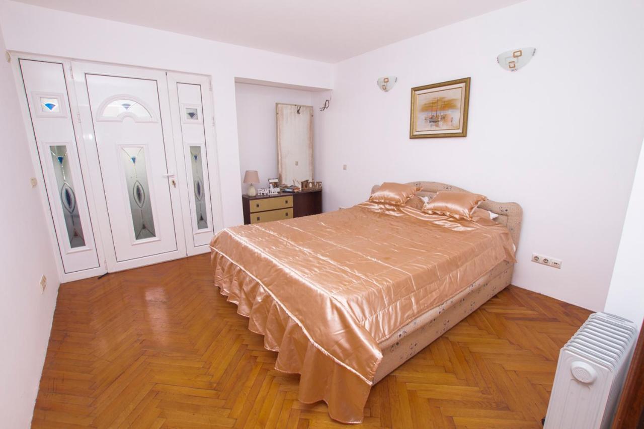 Lea Apartment بار المظهر الخارجي الصورة