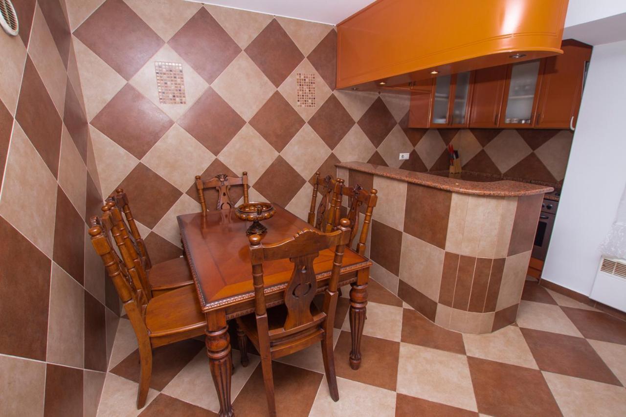 Lea Apartment بار المظهر الخارجي الصورة