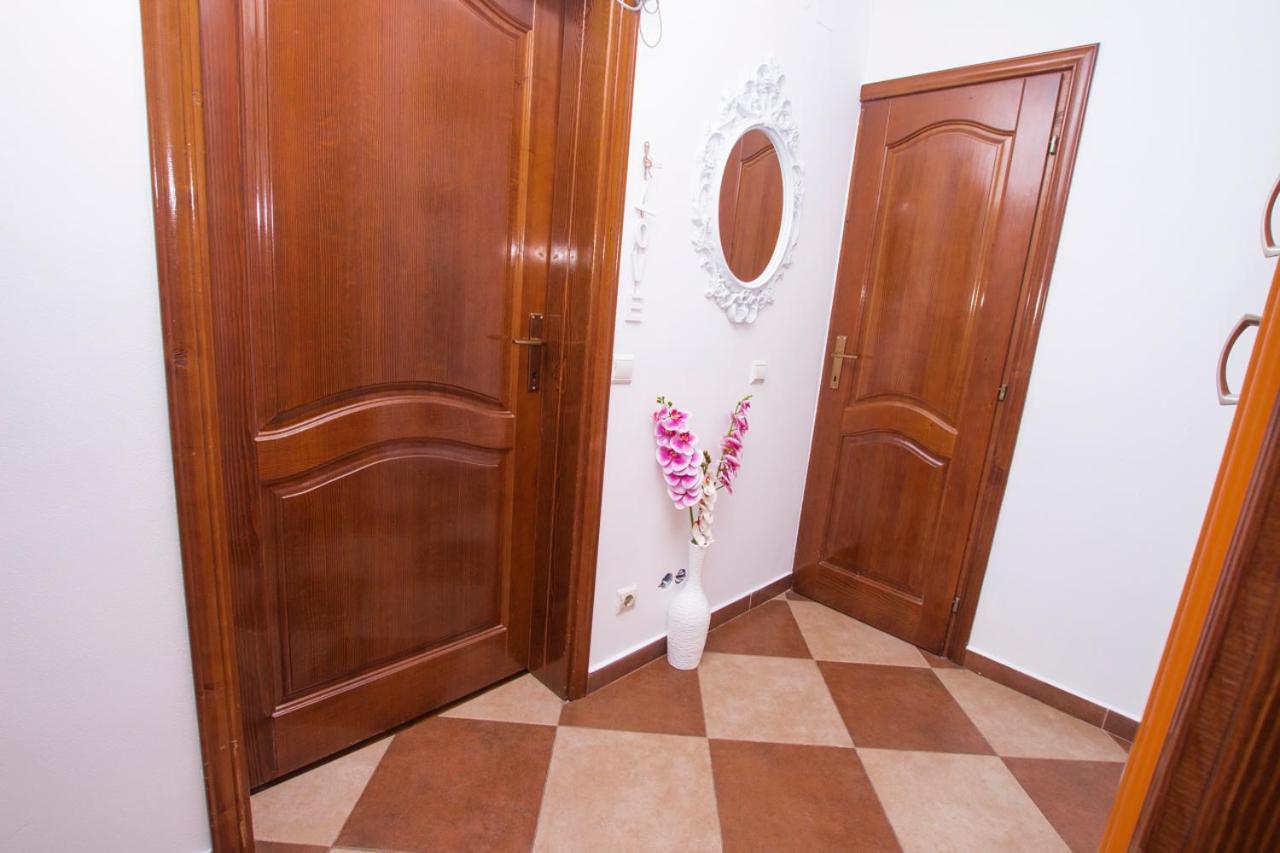 Lea Apartment بار المظهر الخارجي الصورة